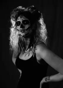 Ideas de disfraces caseros fáciles para Halloween (con cosas que tienes por casa)